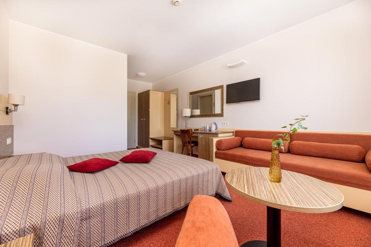 Info Hotel Palanga Kültér fotó