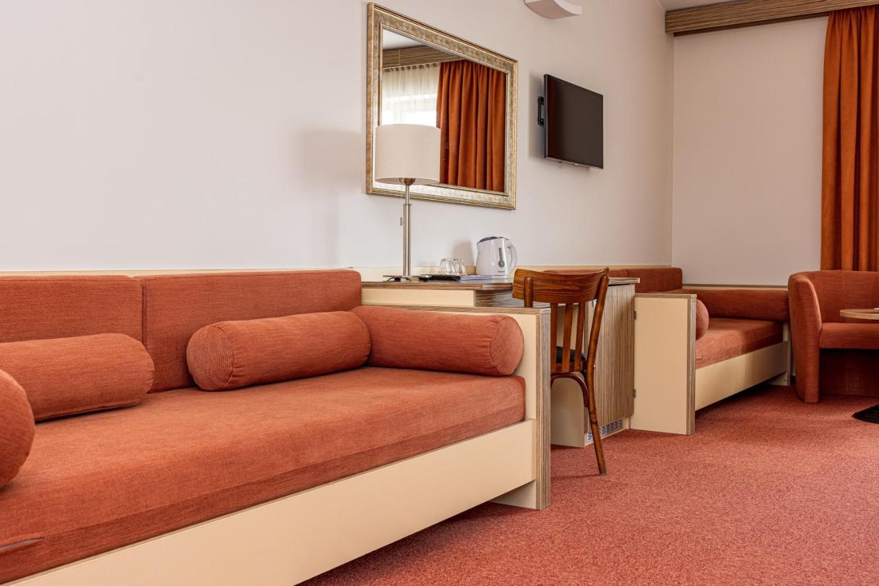 Info Hotel Palanga Kültér fotó